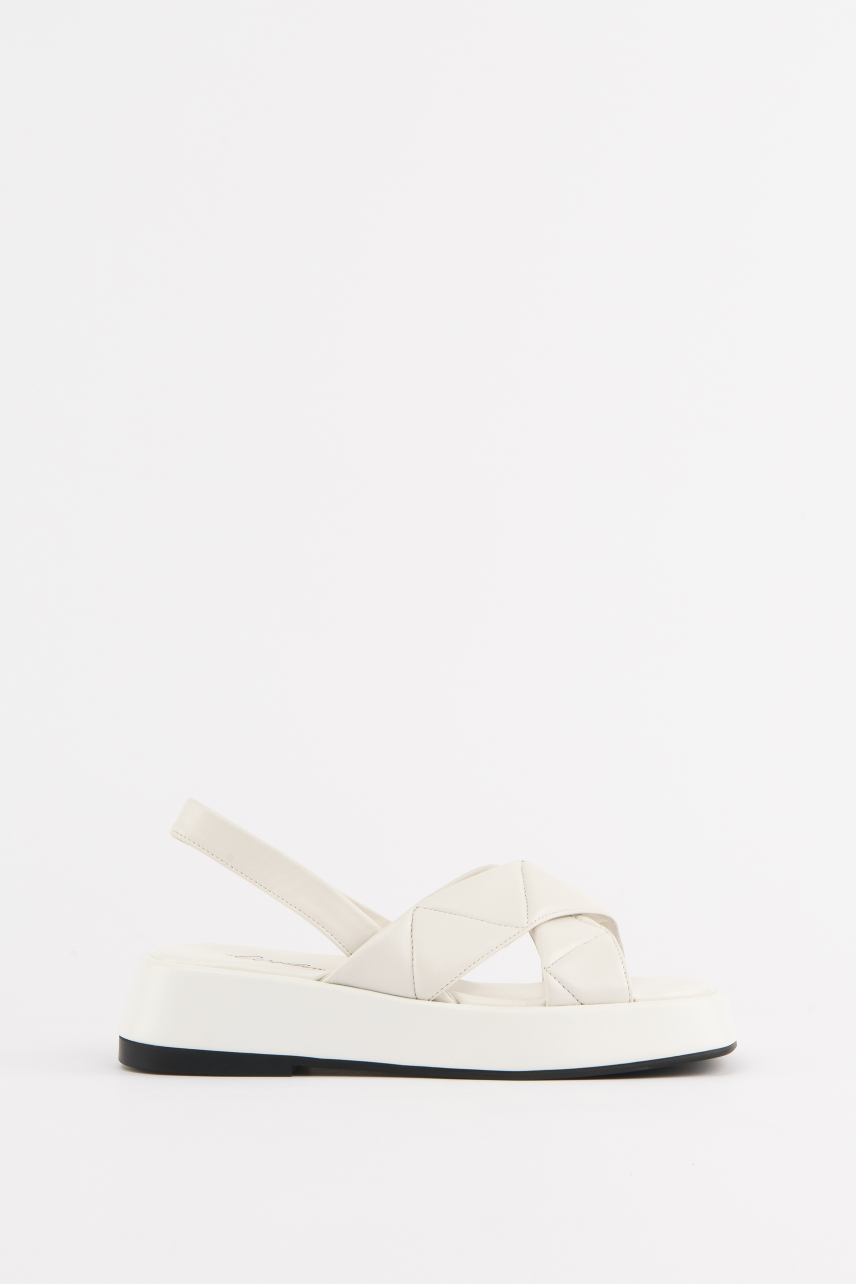 

Сандалии женские CORSOCOMO CC8873-WL белые 39 RU, CC8873-WL