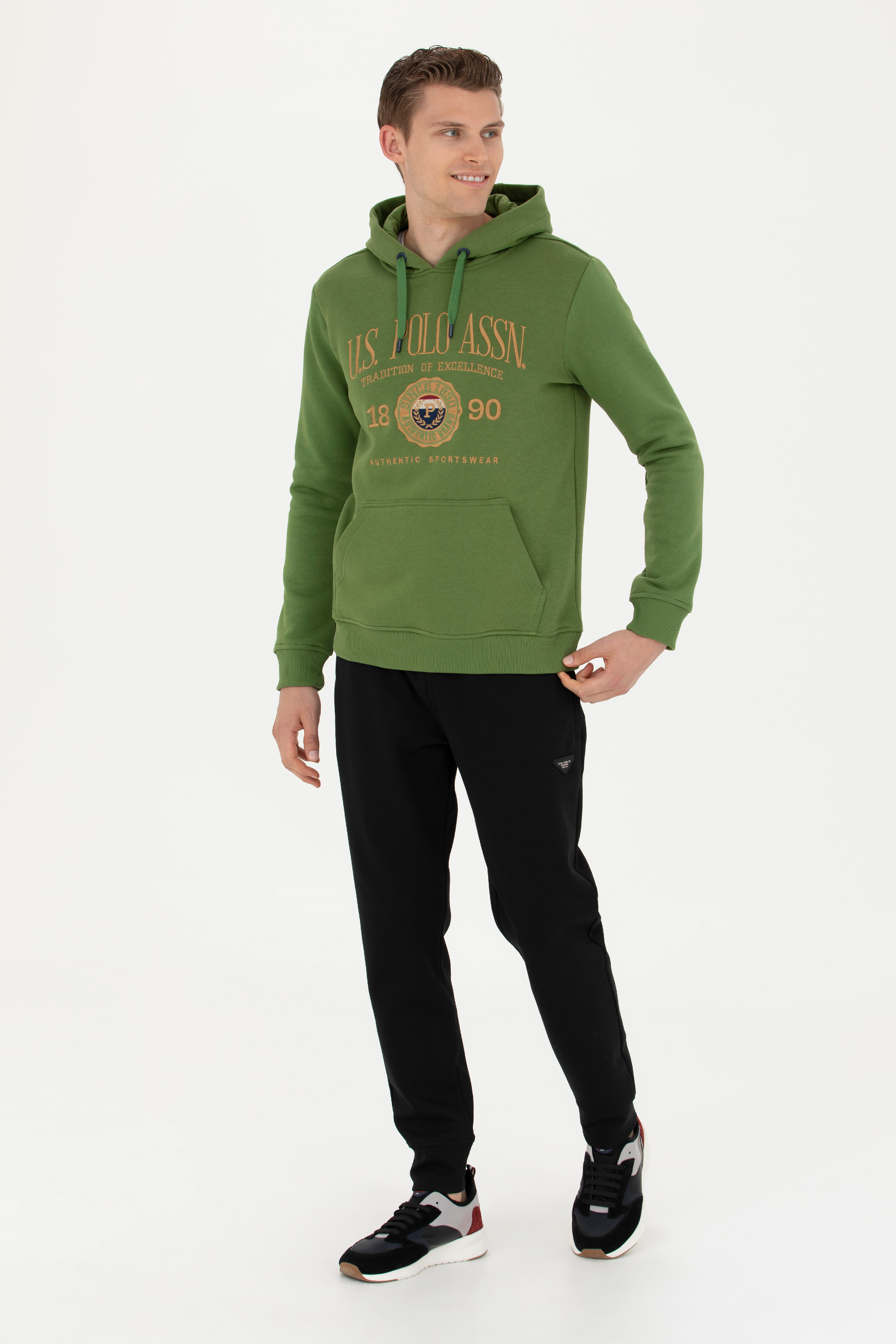 

Спортивные брюки мужские U.S. POLO Assn. G081SZ0OP0KARAN черные M, Черный, G081SZ0OP0KARAN