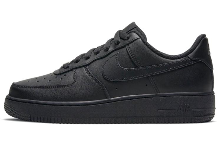 

Кеды унисекс Nike Air Force 1 Low triple black черные 37.5 EU, Черный, Air Force 1 Low triple black