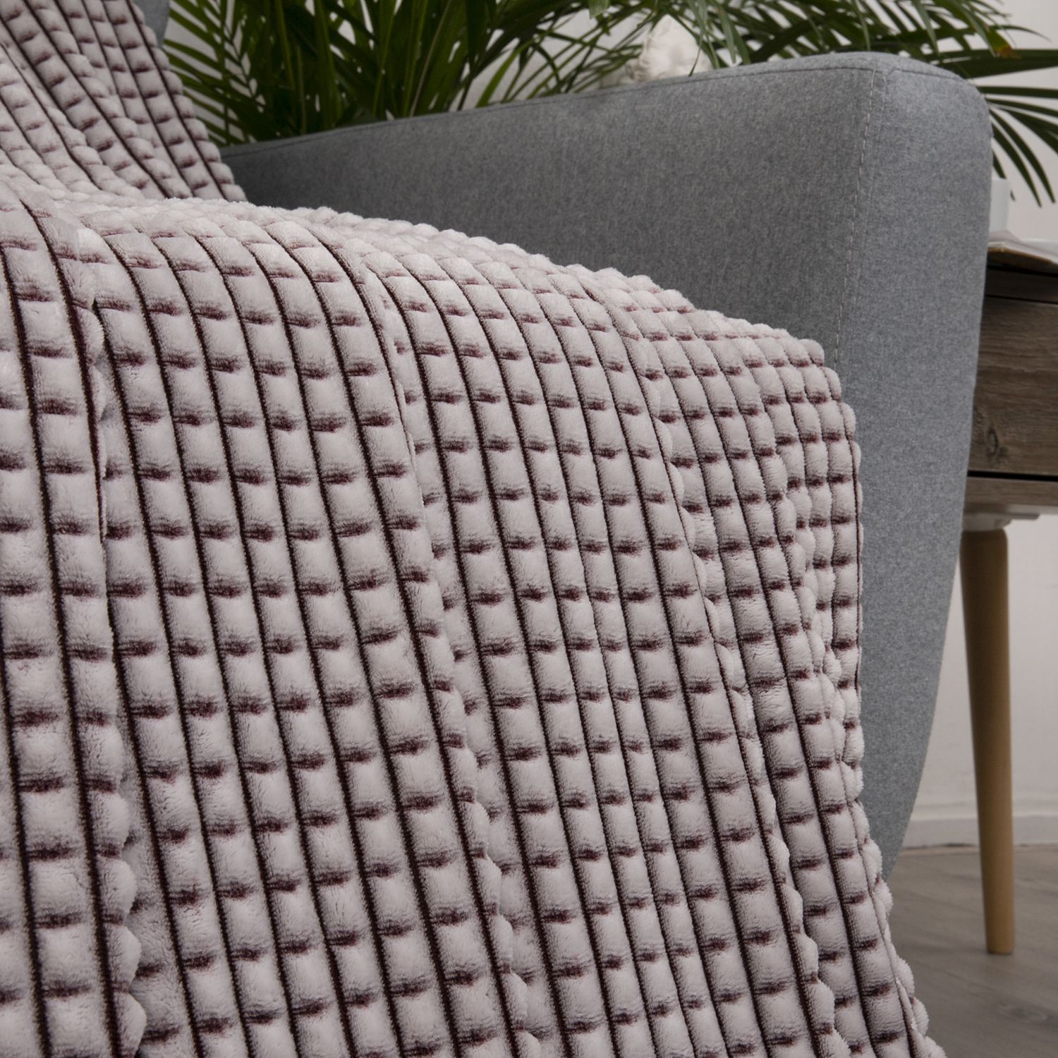 

Плед евро 240х260 см Кубики