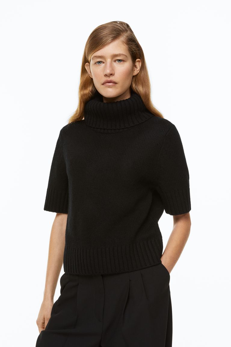 

Свитер женский H&M 1133817001 черный S (доставка из-за рубежа), 1133817001