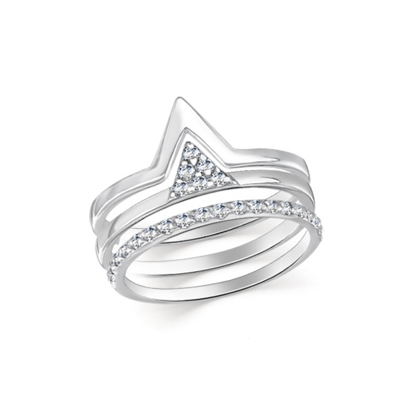 

Комплект колец из серебра с фианитом р. 17 ЯХОНТ Ювелирный 236224, 236224