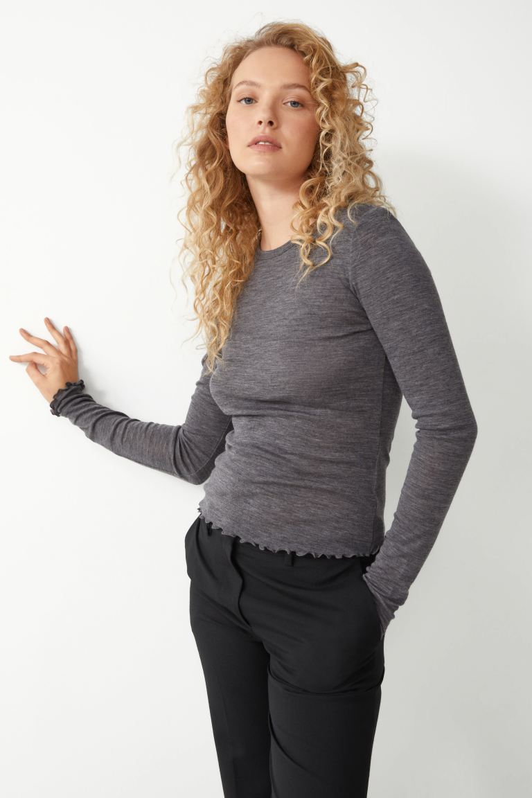 Блуза женская & Other Stories 1133217002 серая S (доставка из-за рубежа)