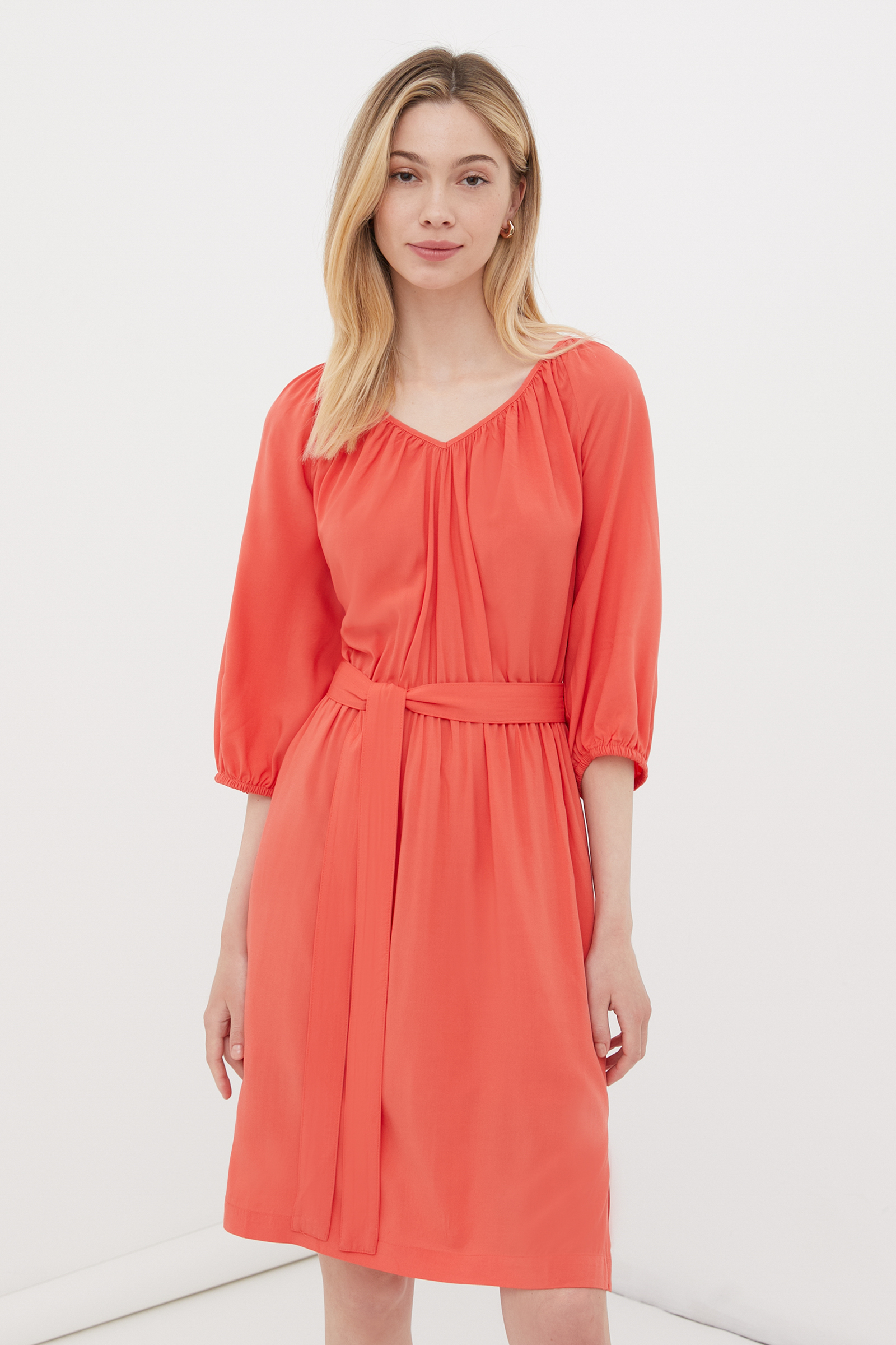 Платье женское Finn Flare FSC13060 красное XL