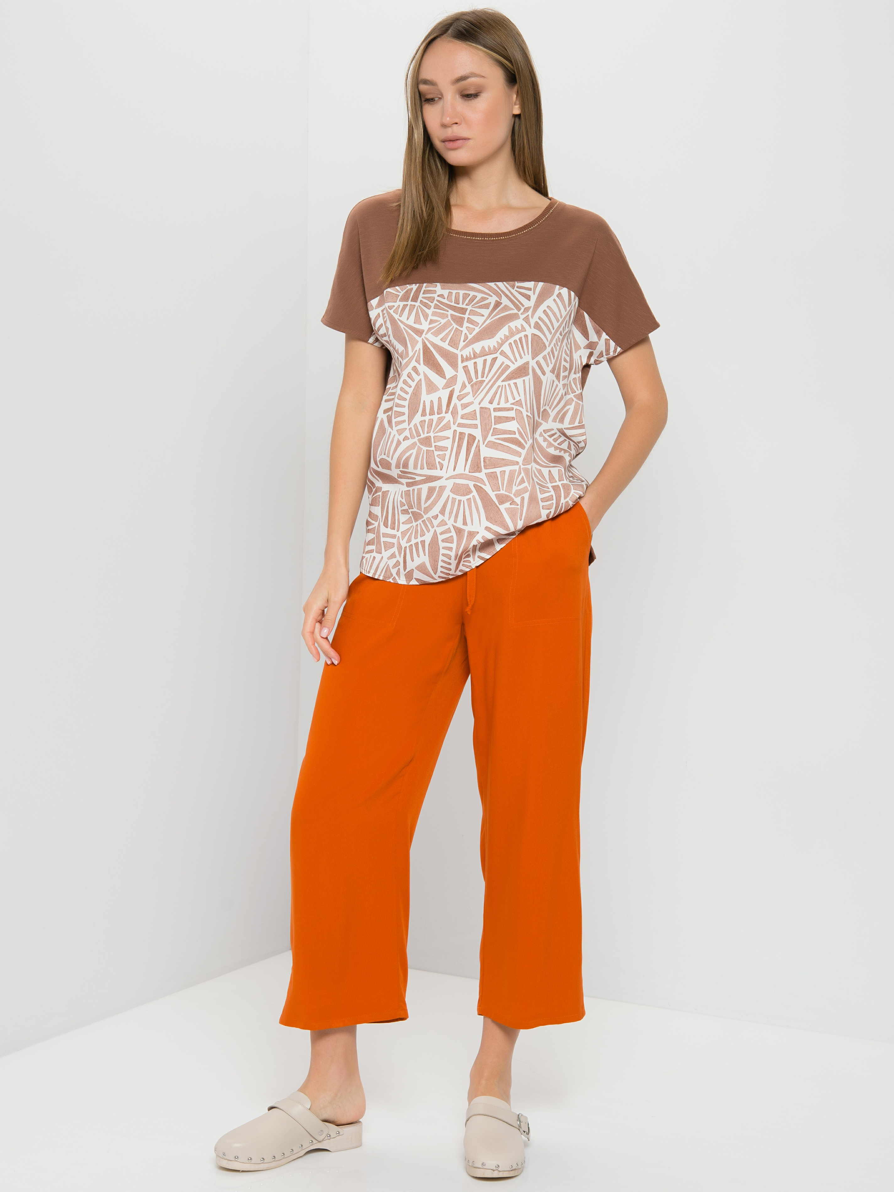 

Футболка женская Gerry Weber 670110-44006-7098 коричневая 46, 670110-44006-7098