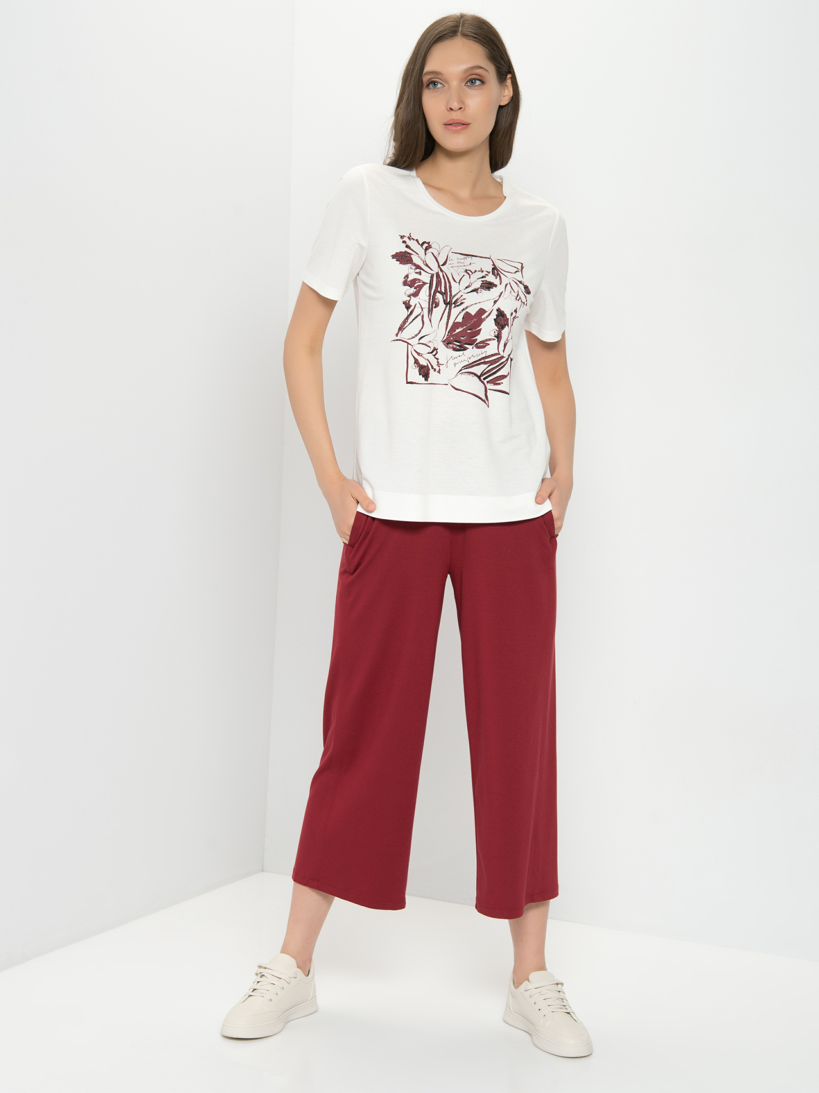 

Футболка женская Gerry Weber 670078-44029-99700 белая 44, 670078-44029-99700