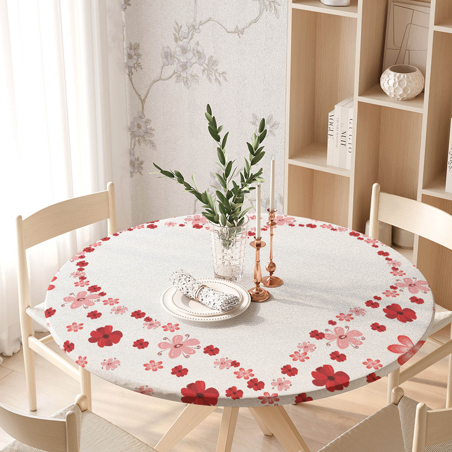 

Скатерть на кухонный стол JoyArty Сердце из цветов на резинке 105-120 см