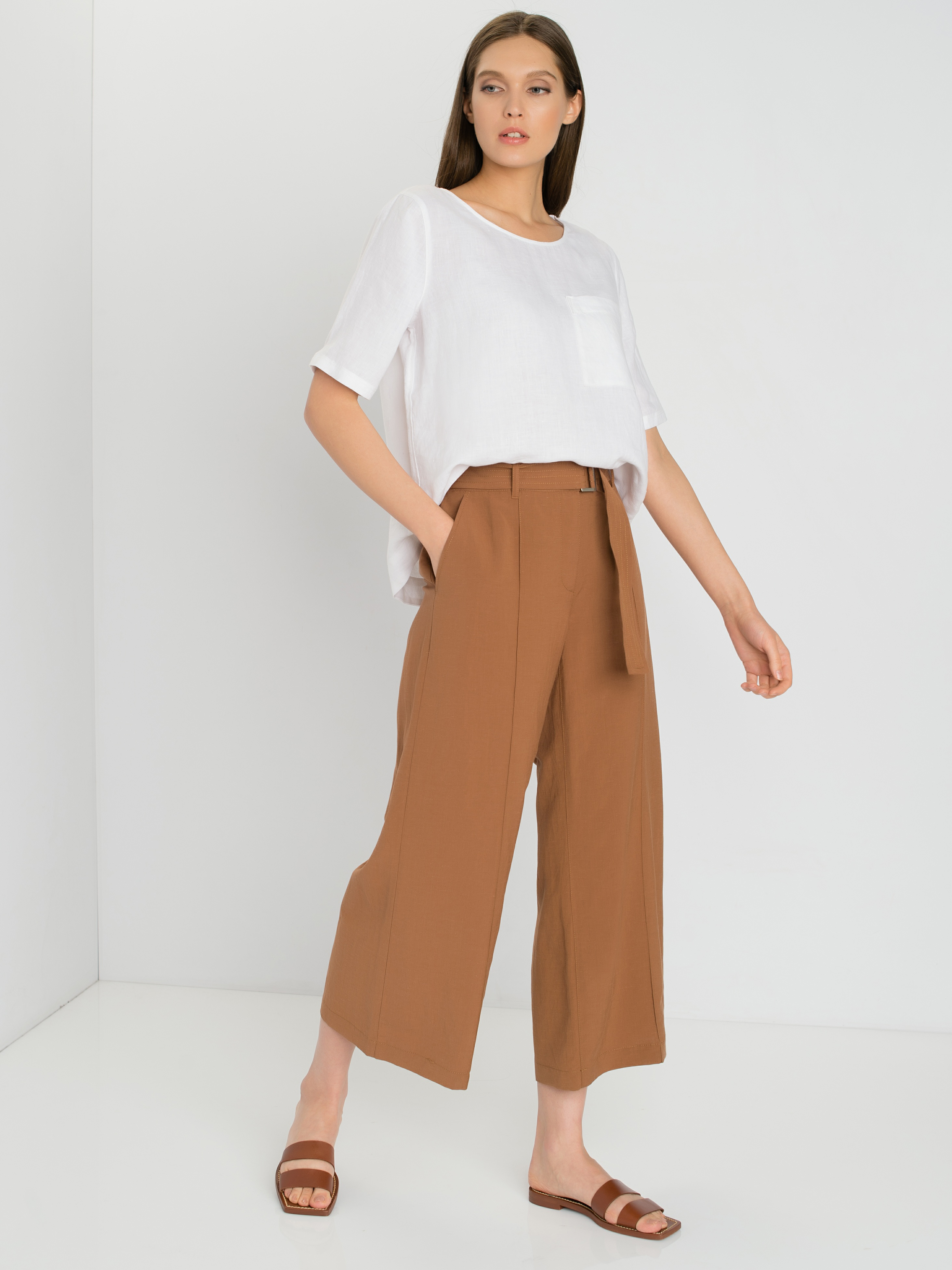 

Блуза женская Gerry Weber 660039-66427-99600 белая 40, 660039-66427-99600