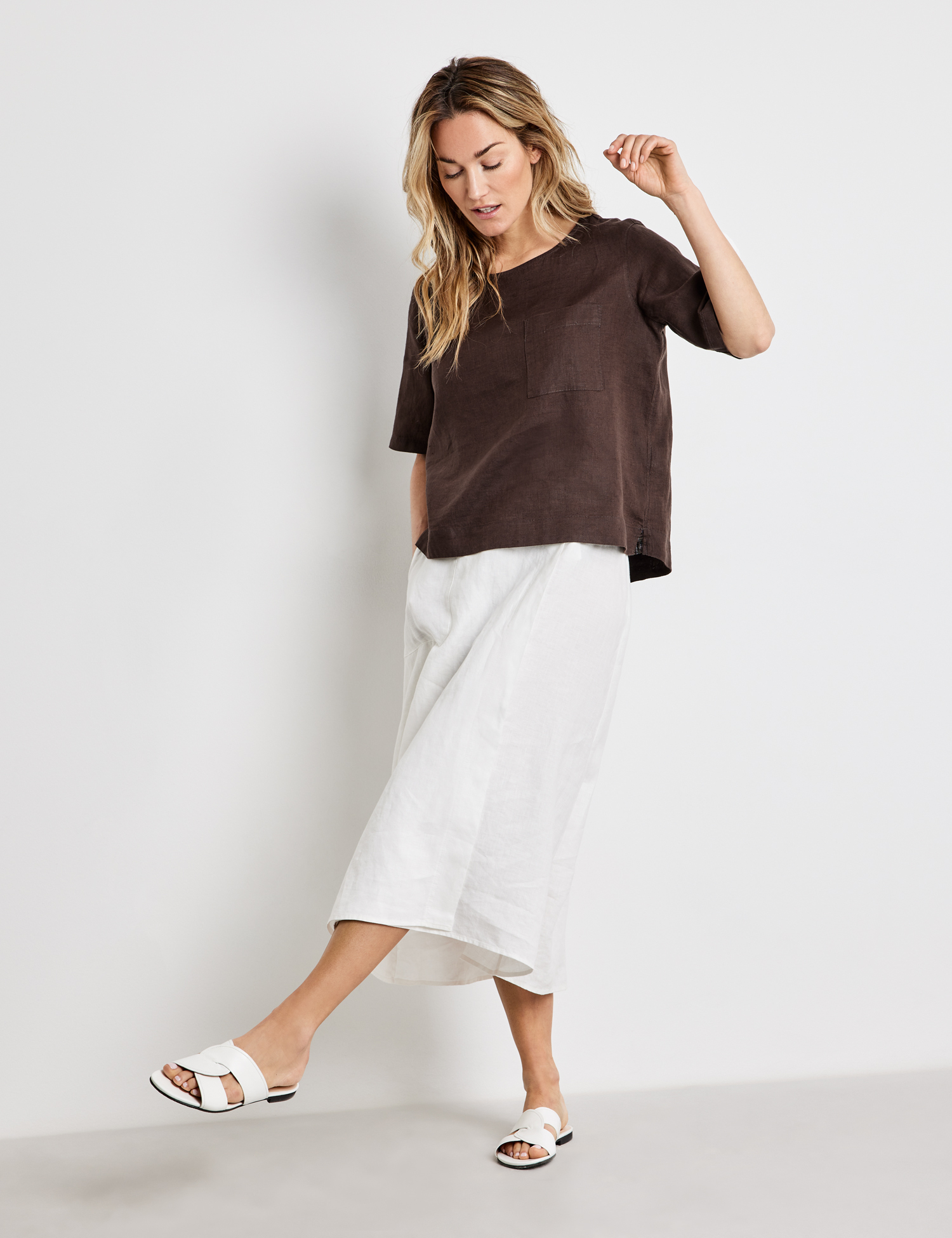 

Блуза женская Gerry Weber 660039-66427-70487 коричневая 46, 660039-66427-70487