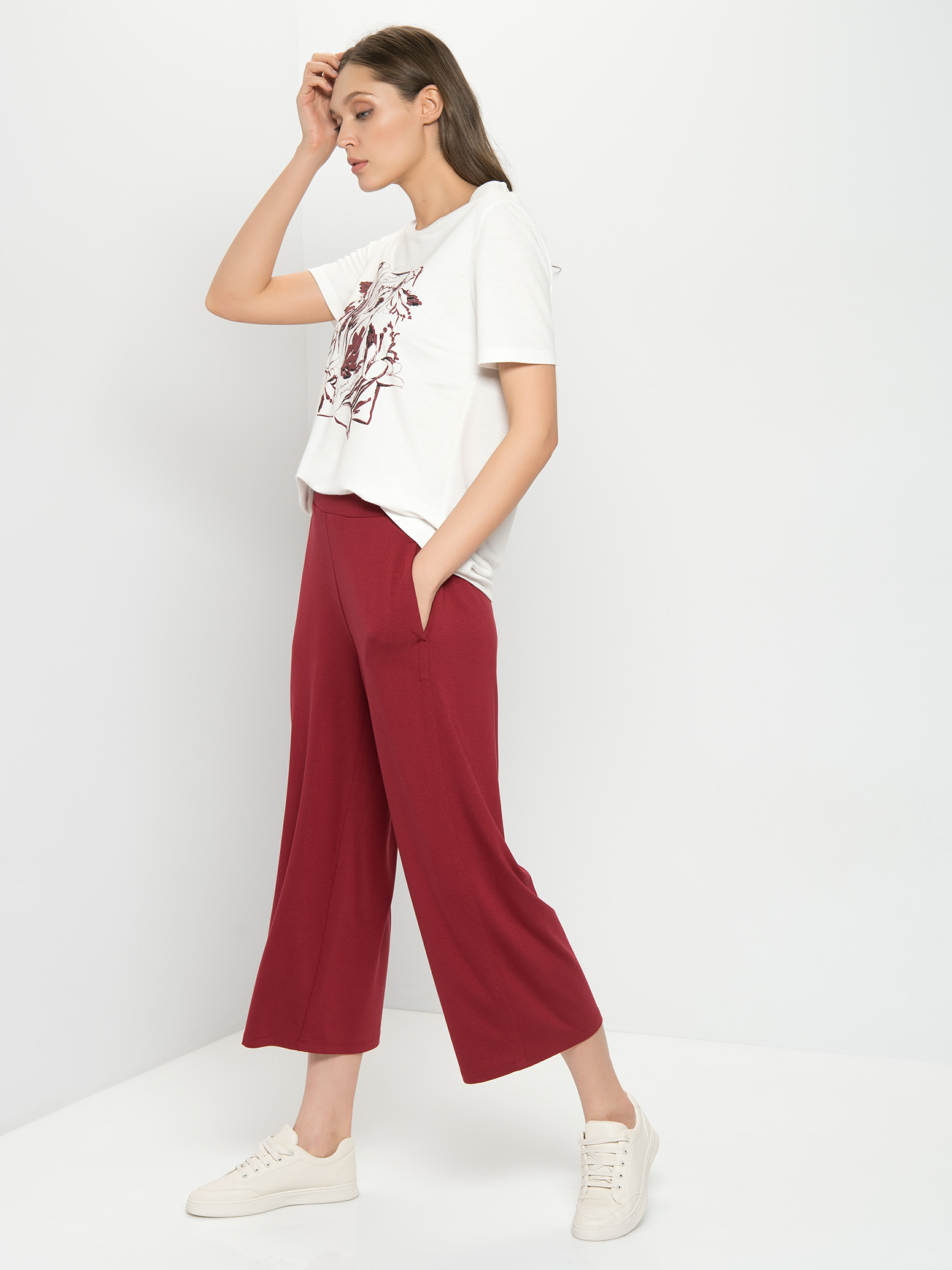 

Брюки женские Gerry Weber 622892-44017-60692 бордовые 34, 622892-44017-60692
