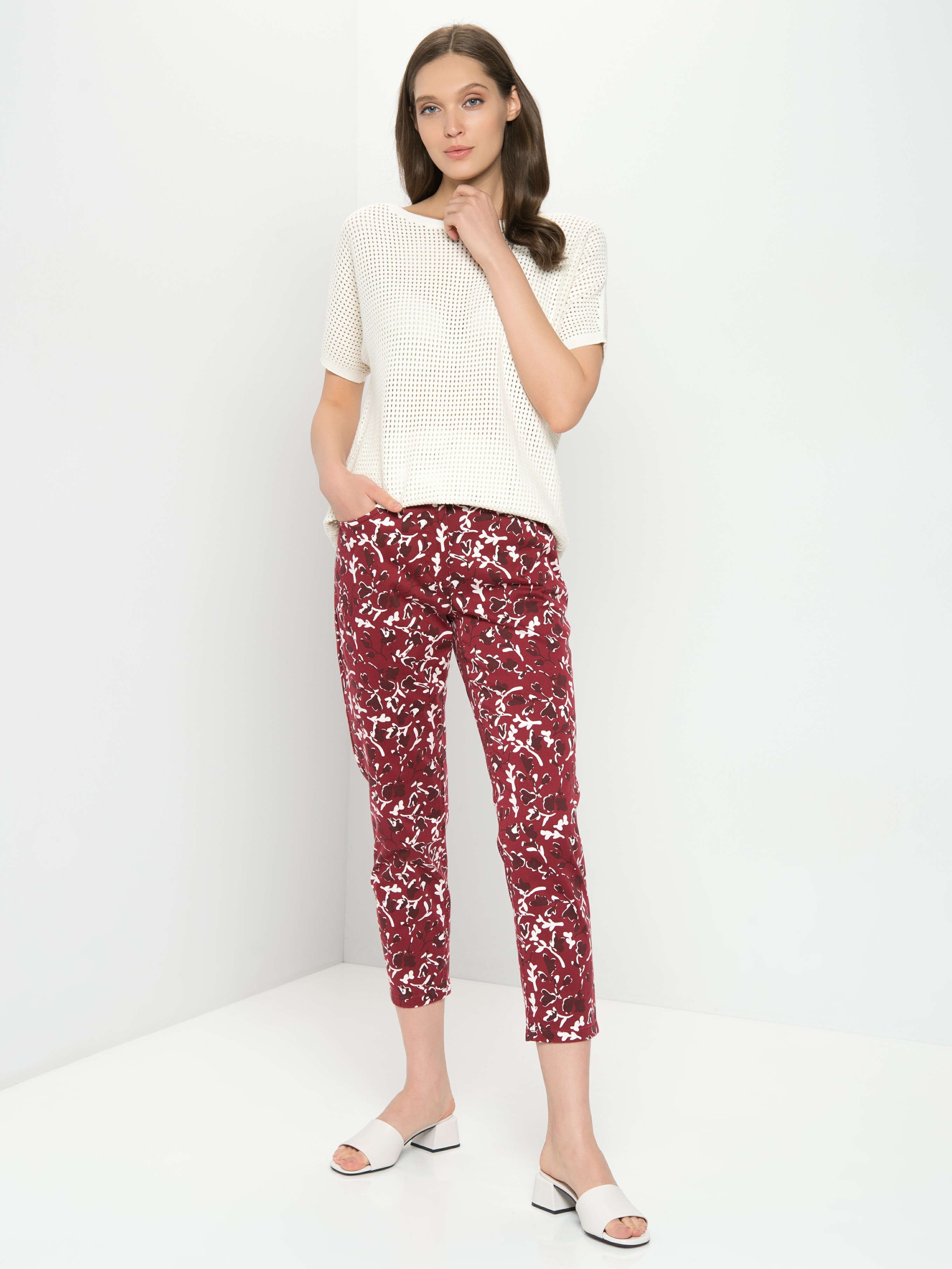 

Джинсы женские Gerry Weber 622163-66236-6125- красные 38R, 622163-66236-6125-