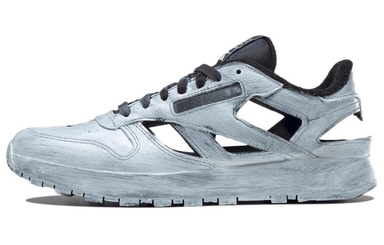 

Кроссовки унисекс Reebok Maison Margiela x Classic Leather Tabi Decortique Low серые 42 EU, Серый, Maison Margiela x Classic Leather Tabi Decortique Low