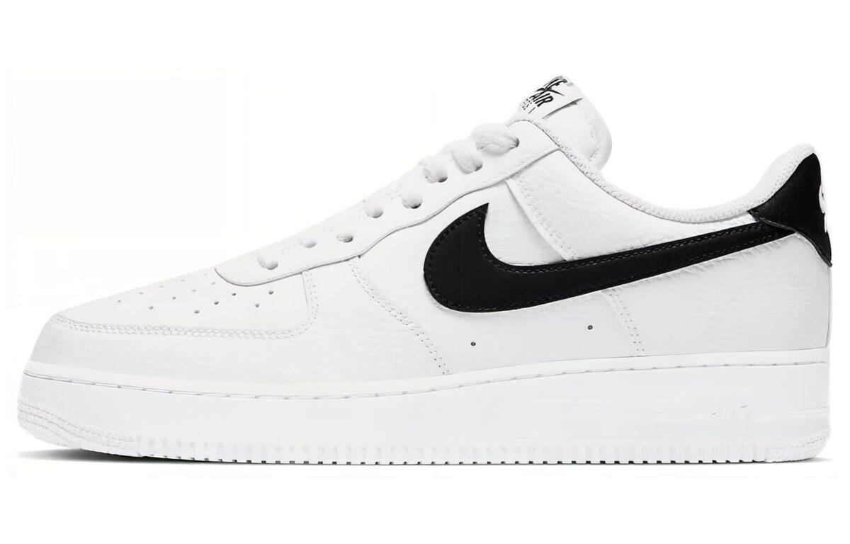 

Кеды унисекс Nike Air Force 1 White and Black белые 46 EU, Белый, Air Force 1 White and Black