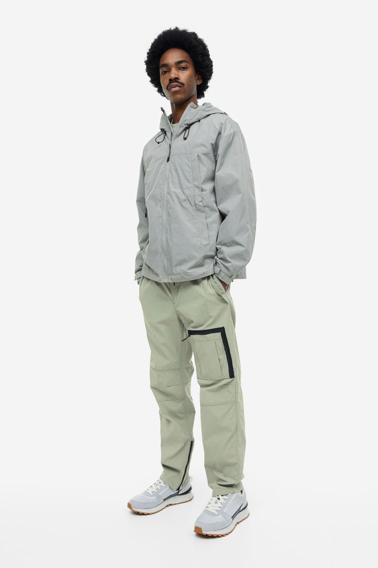 

Спортивные брюки мужские H&M 1131107001 зеленые M (доставка из-за рубежа), Зеленый, 1131107001