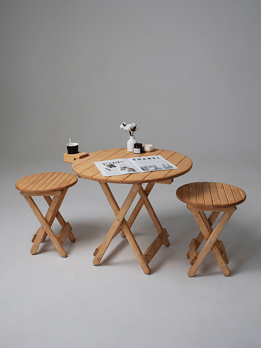 Комплект деревянный стол и табуретки для бани и дачи SOGO SKLSTOLMALKRYGTABKRYG2-OLXA