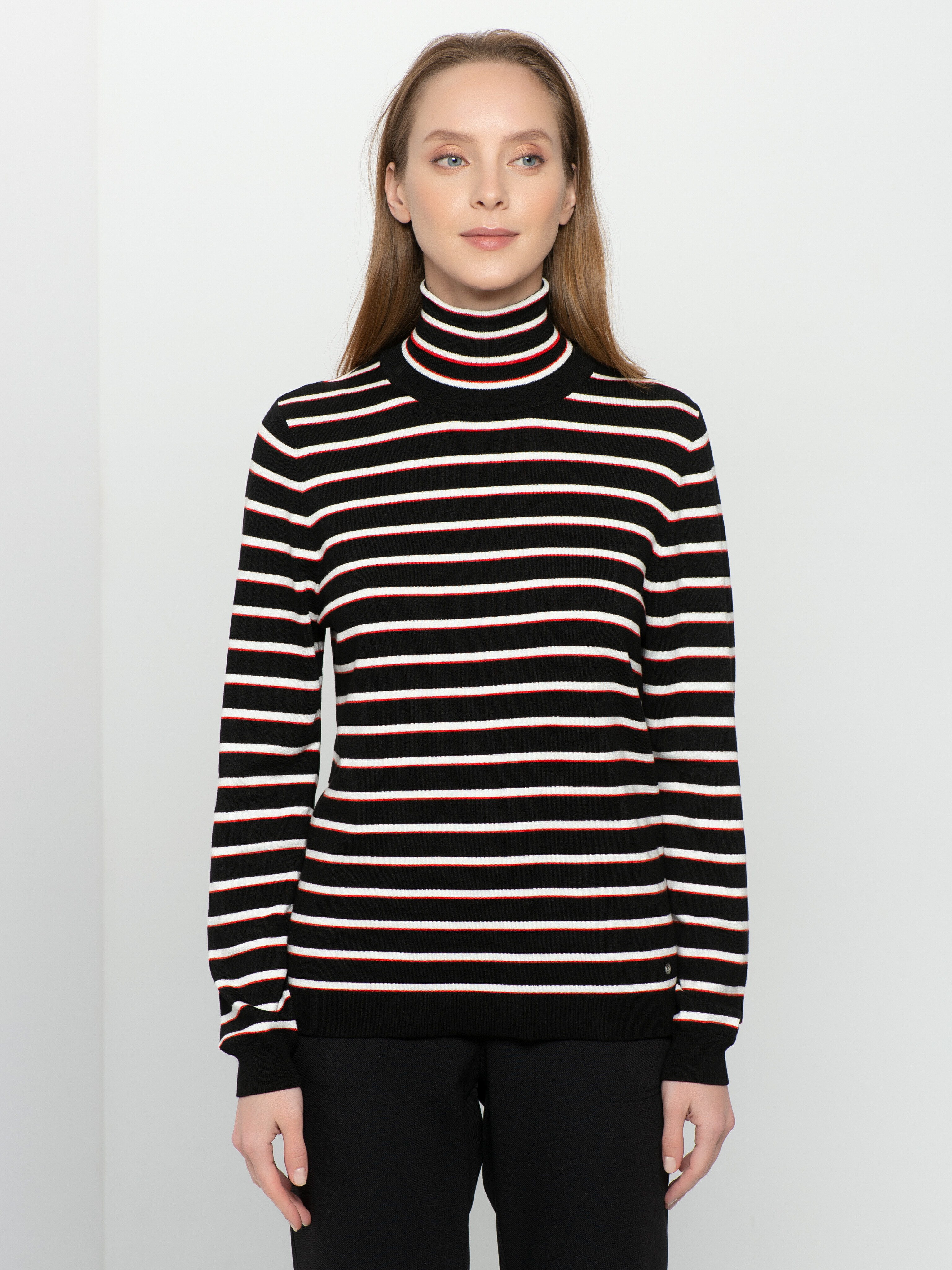 

Водолазка женская Gerry Weber 570540-44702-1062 черная 46, 570540-44702-1062