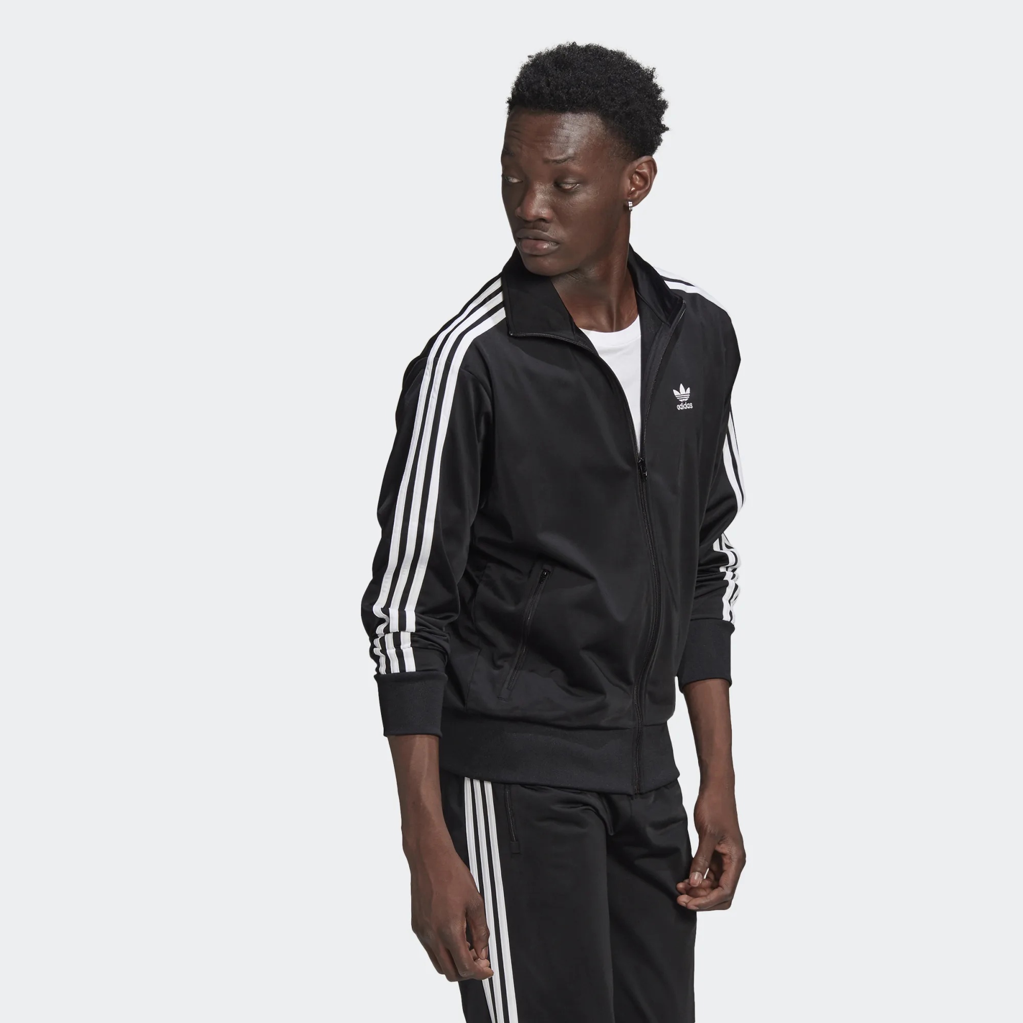 

Олимпийка мужская Adidas GN3521 черная XL, Черный, GN3521