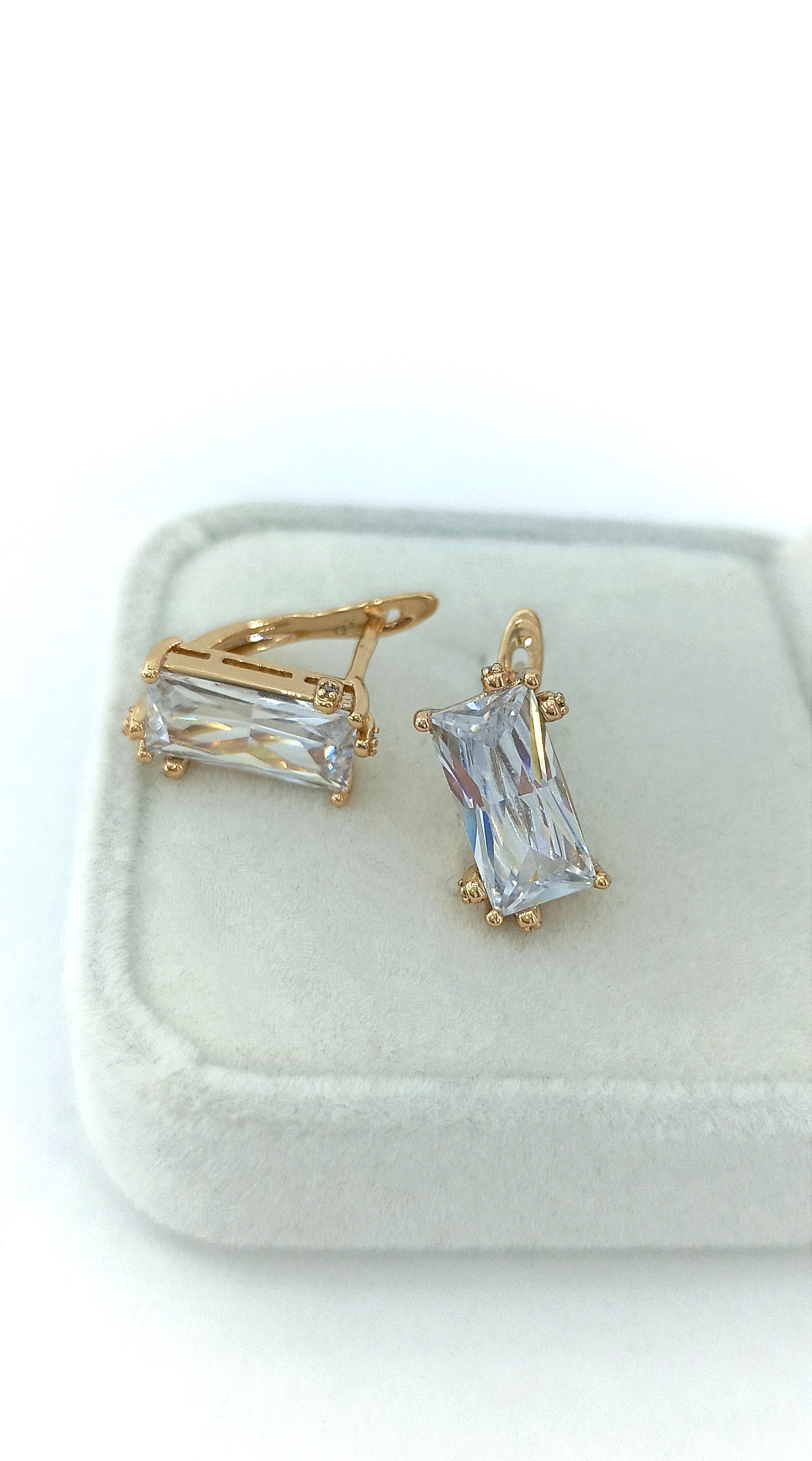 

Серьги из бижутерного сплава Xuping Jewelry 34, фианит, 34