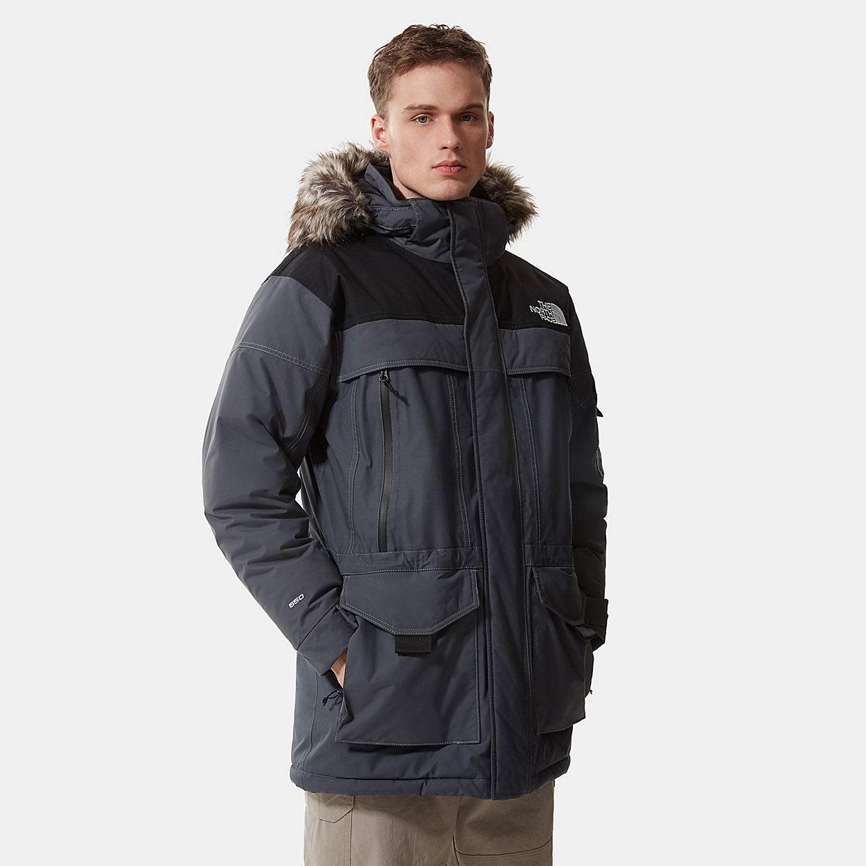 

Куртка мужская The North Face T0CP07174 серая M, T0CP07174