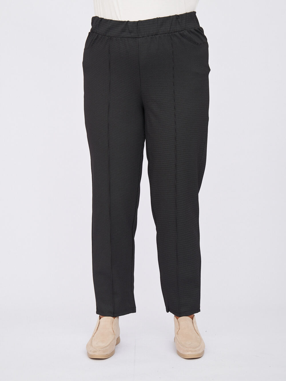 

Брюки женские ARTESSA BB00712GUZ01 серые 48-50 RU, BB00712GUZ01