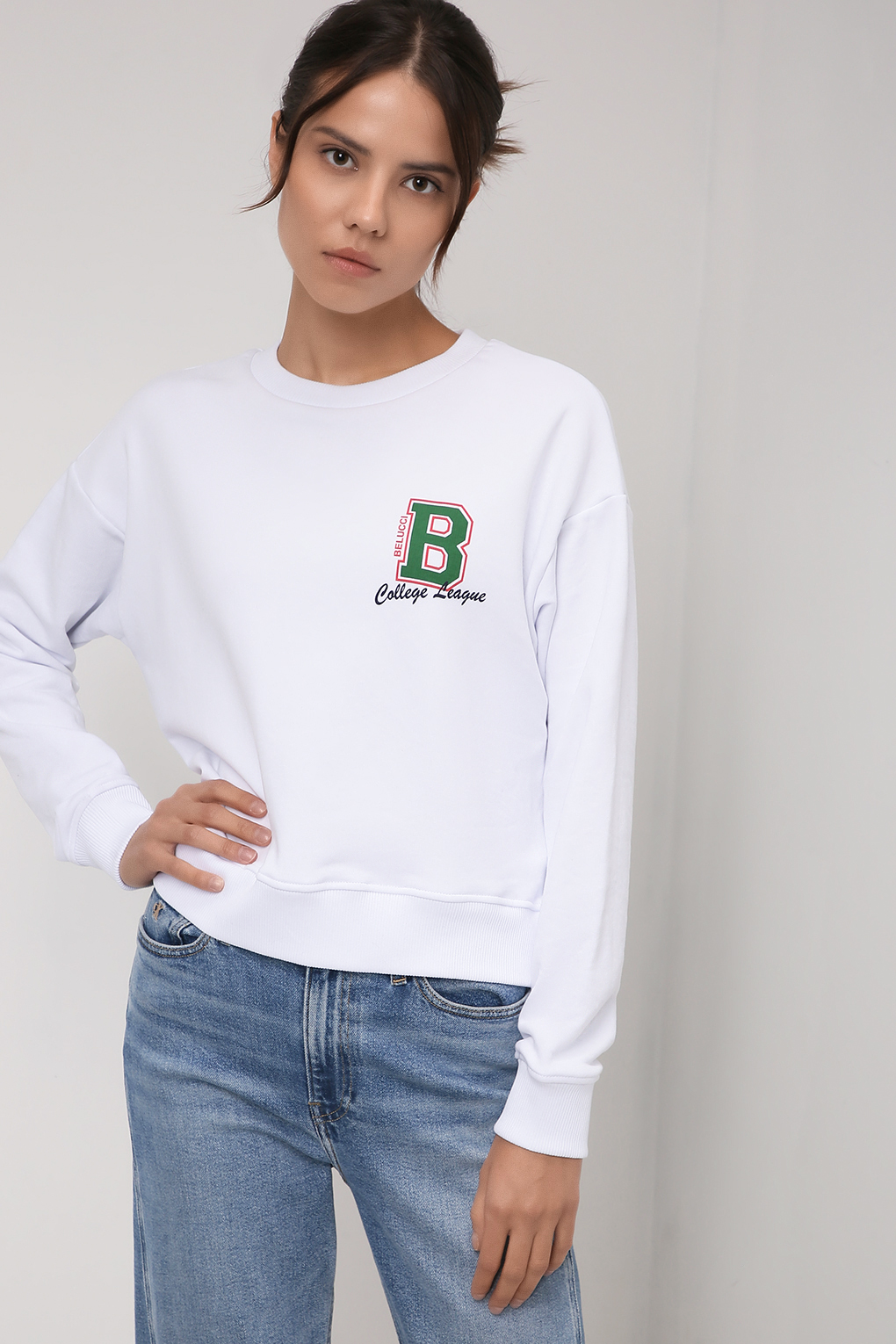 

Свитшот женский Belucci BL21071198-002 белый XS, BL21071198-002