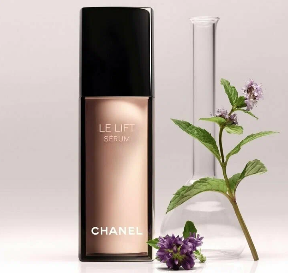 Сыворотка для разглаживания и повышения упругости кожи Chanel Le Lift Serum 30 мл 9800₽