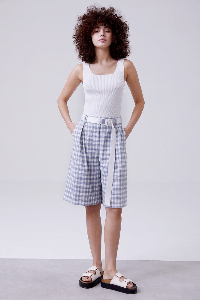 

Шорты женские M.REASON 5.9132.G2070.29 S2.22 голубые 48 RU, 5.9132.G2070.29 S2.22