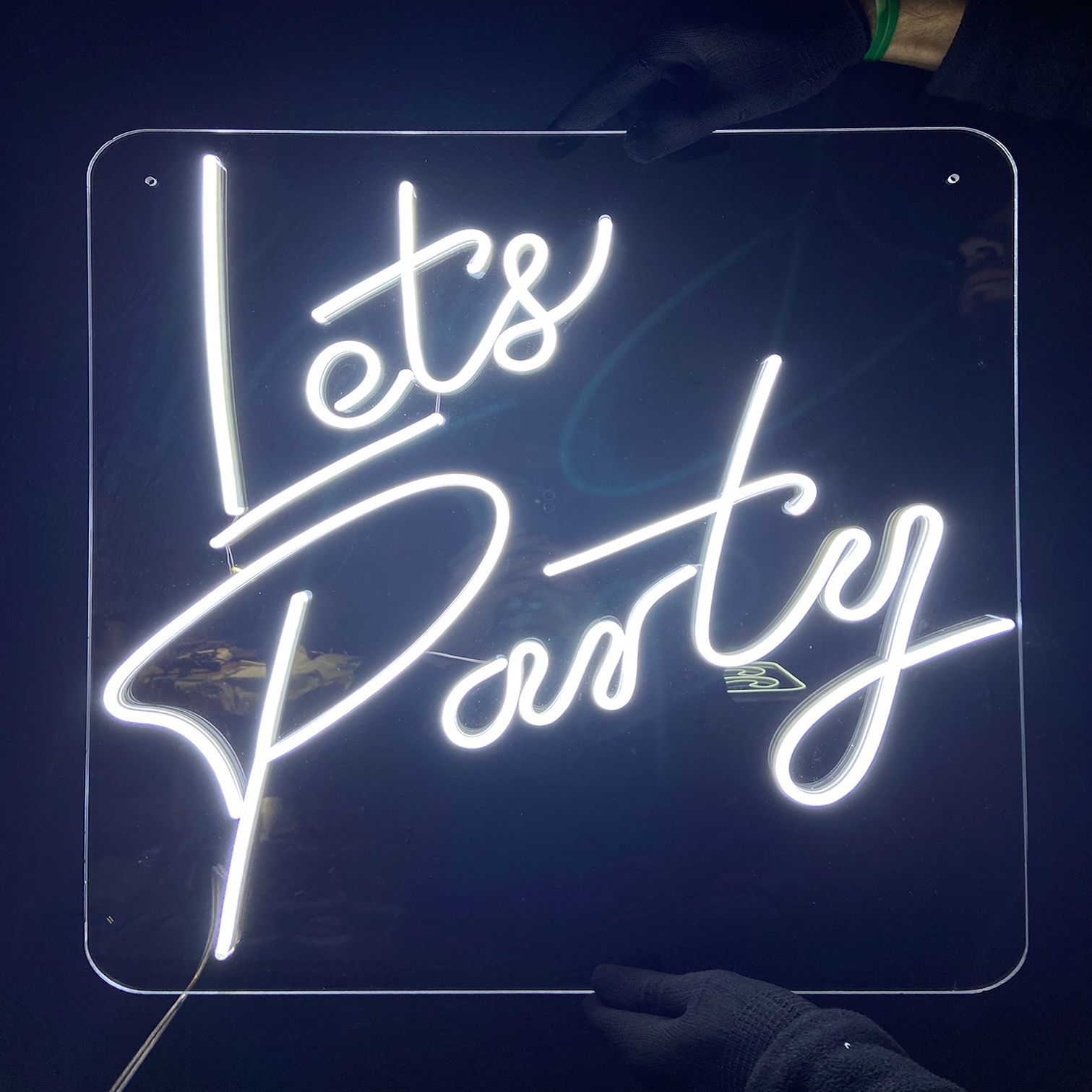

Декоративный светильник Неоновая вывеска Let's Party, Let's Party белый 45 х 50 см