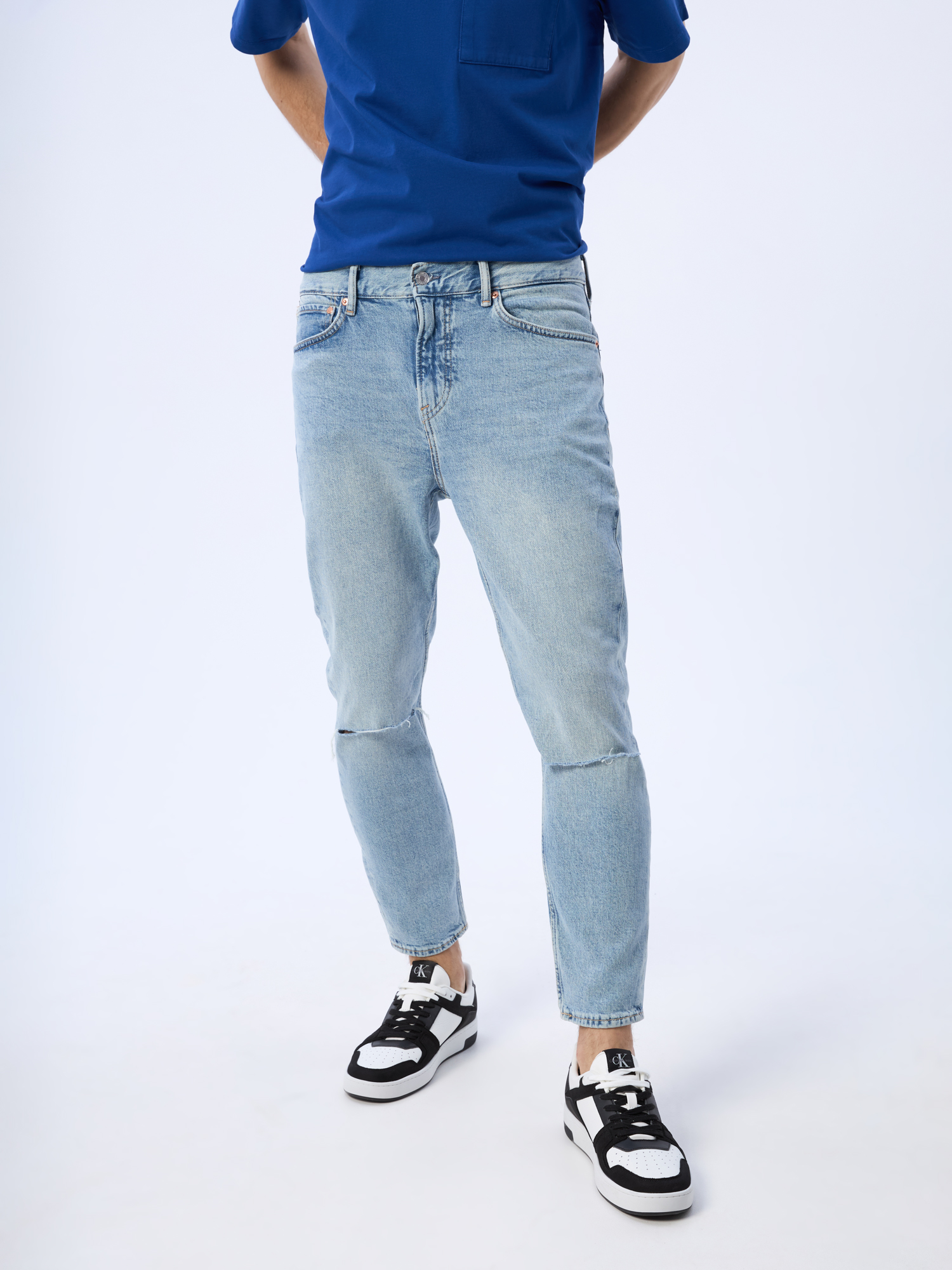 

Джинсы мужские H&M 971061002 голубые 33/32, Голубой, 971061002