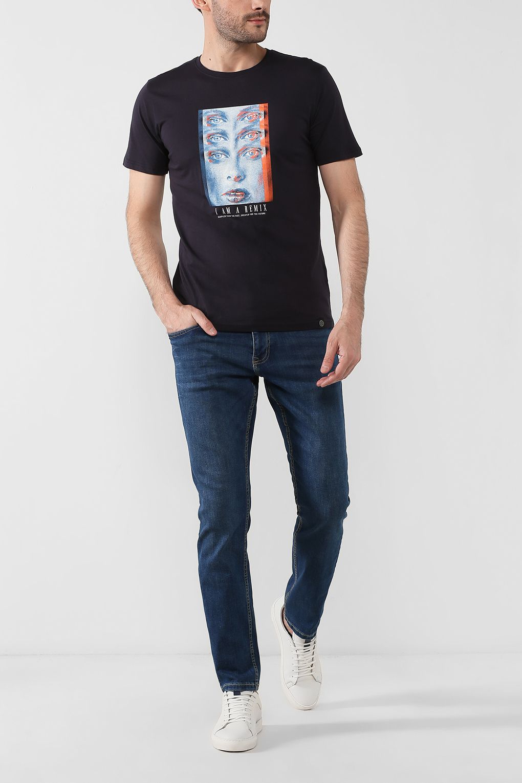 

Джинсы мужские Esprit Edc 990CC2B303 синие 36/32, 990CC2B303