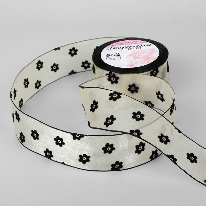 

Лента капроновая Цветы, с бархатом, 25 мм  9,1 ± 0,5 м, цвет бежевый/чёрный, Бежевый;черный