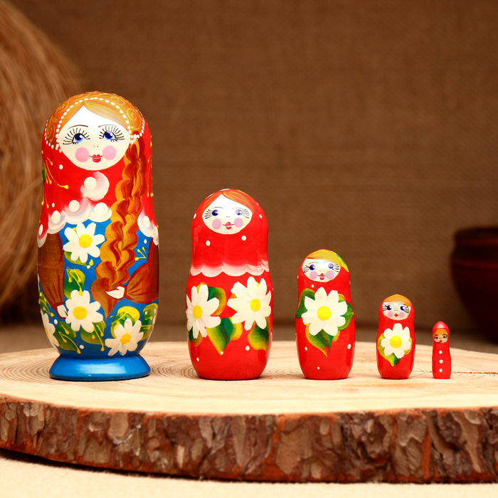 

Матрёшка Варюша коса, 5-кукольная 10-11 см, Красный;разноцветный