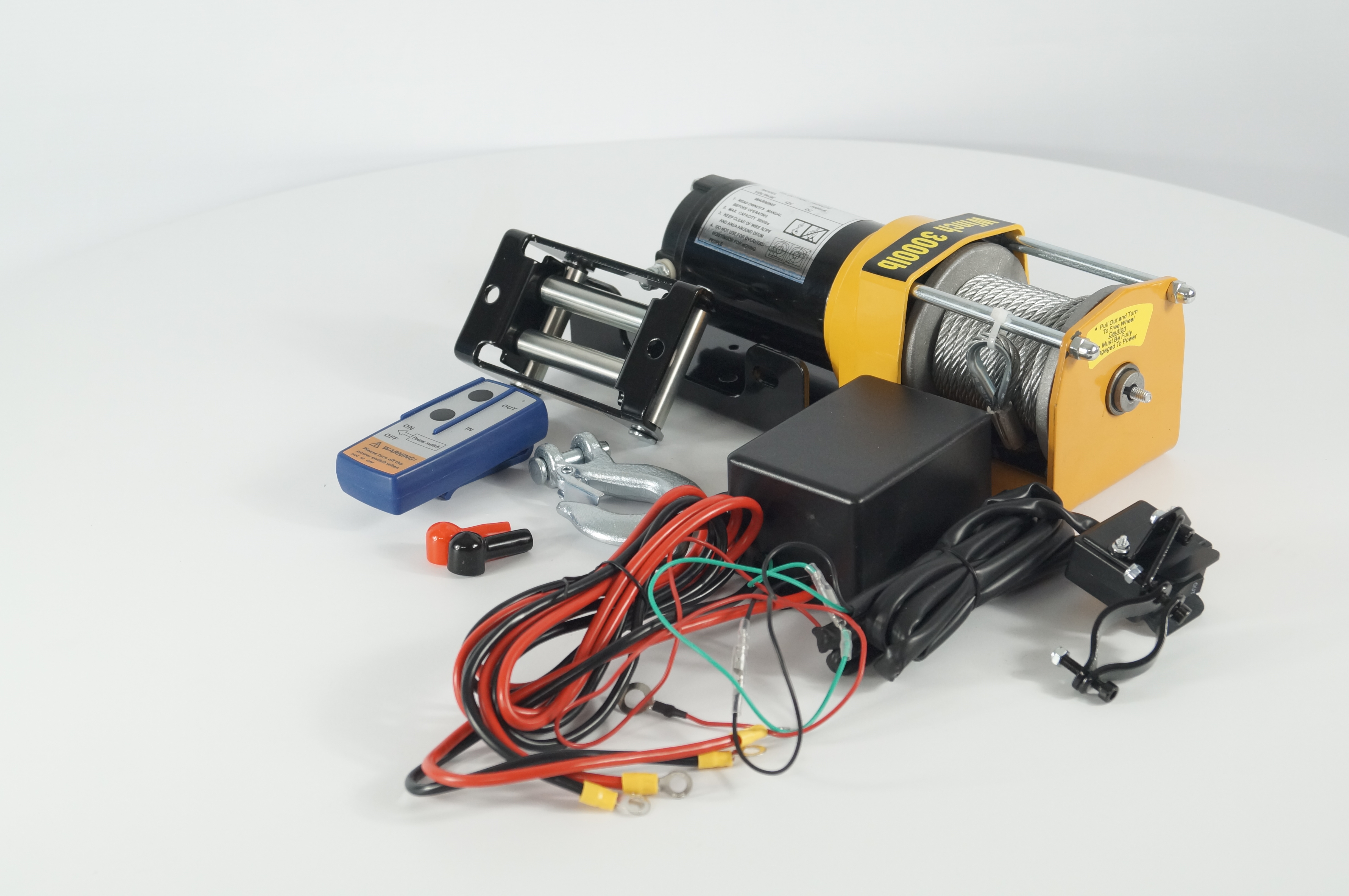 

Лебедка электрическая 12V Electric Winch 3000lbs / 1361 кг 1523, 10083