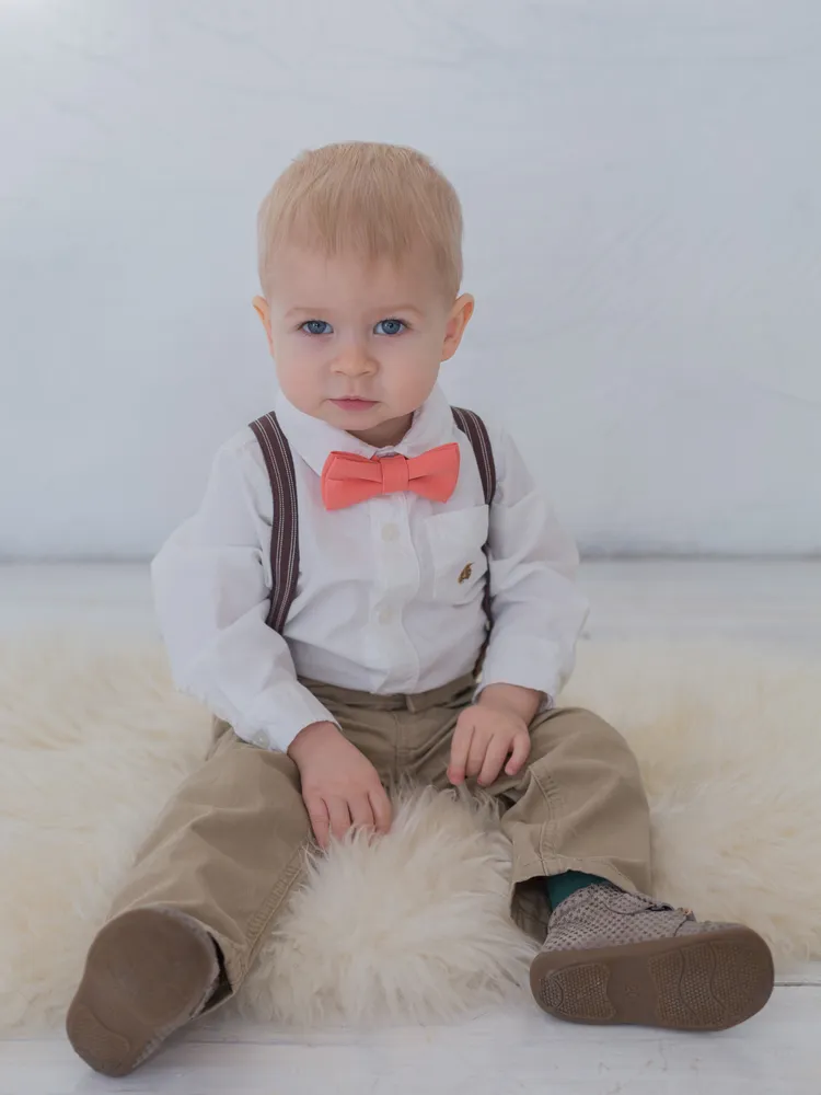 Галстук-бабочка детский Особенный День Классическая, каралловый