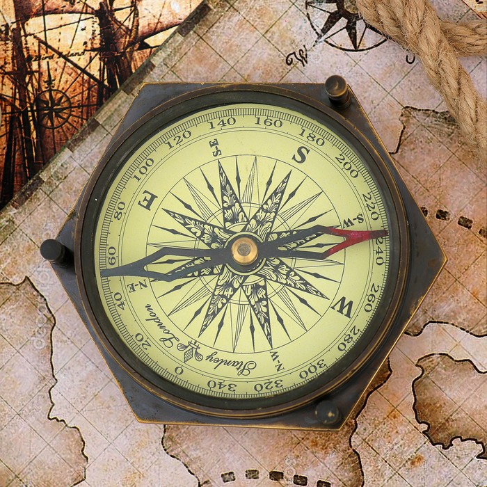 

Компас "Пещера" 8х9х3,5 см, Индия Морской стиль