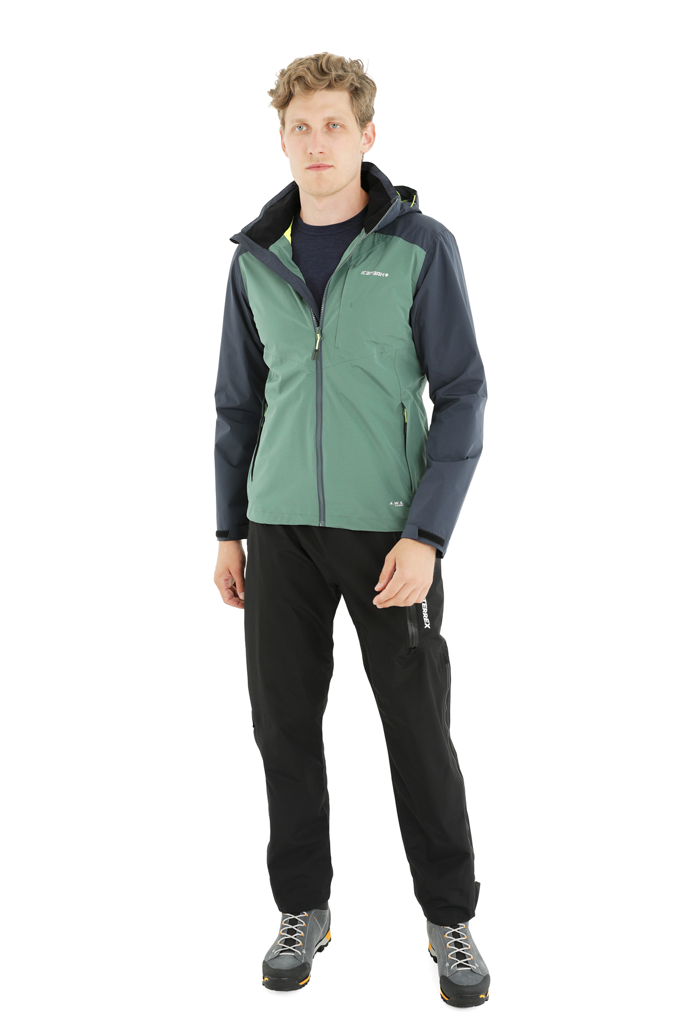 

Спортивная куртка мужская IcePeak 56233_560 зеленая 46, 56233_560