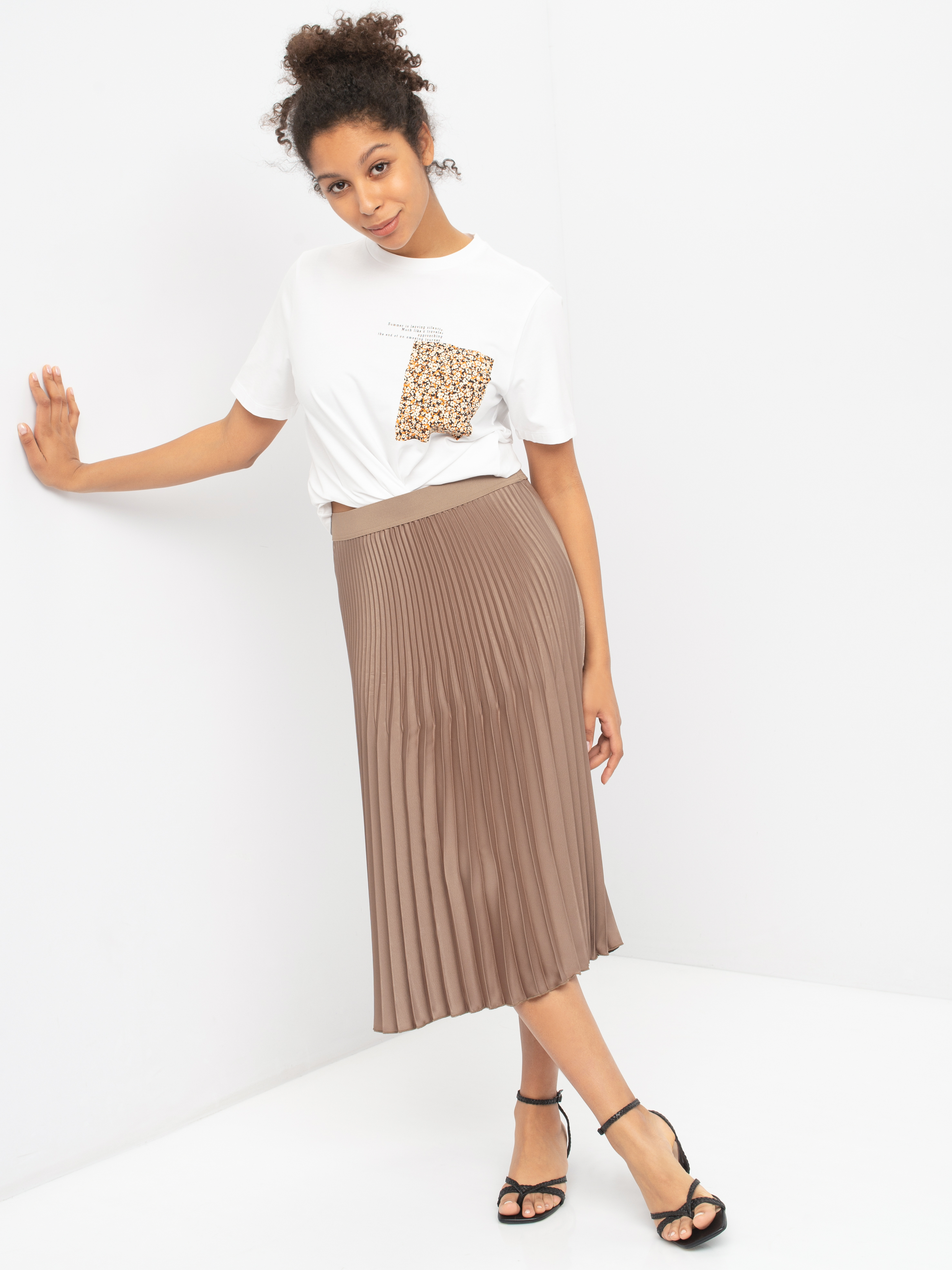 

Юбка женская TAIFUN by GERRY WEBER 210001-11204-7320 бежевая 46, 210001-11204-7320