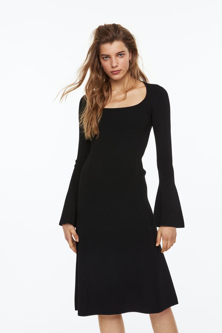 

Платье женское H&M 1129881001 черное M (доставка из-за рубежа), 1129881001