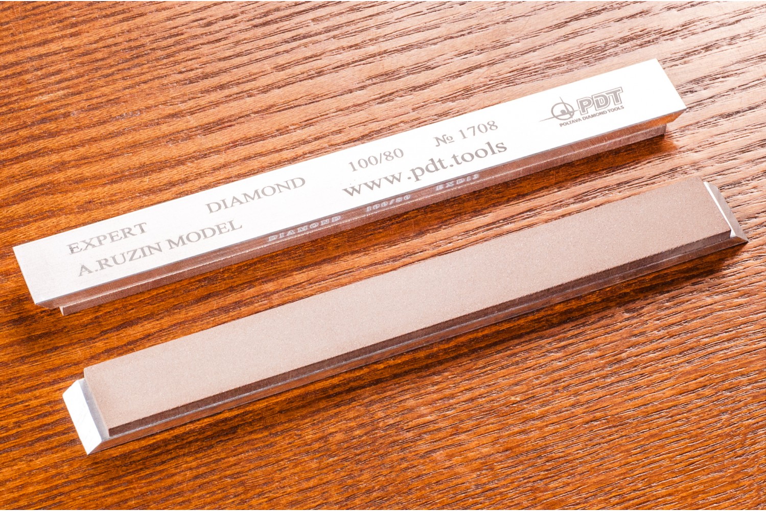 Алмазный брусок для заточки PDT EXPERT 150-17-3мм 100/80 мкм на алюминиевом бланке устройство для заточки ножей sturm