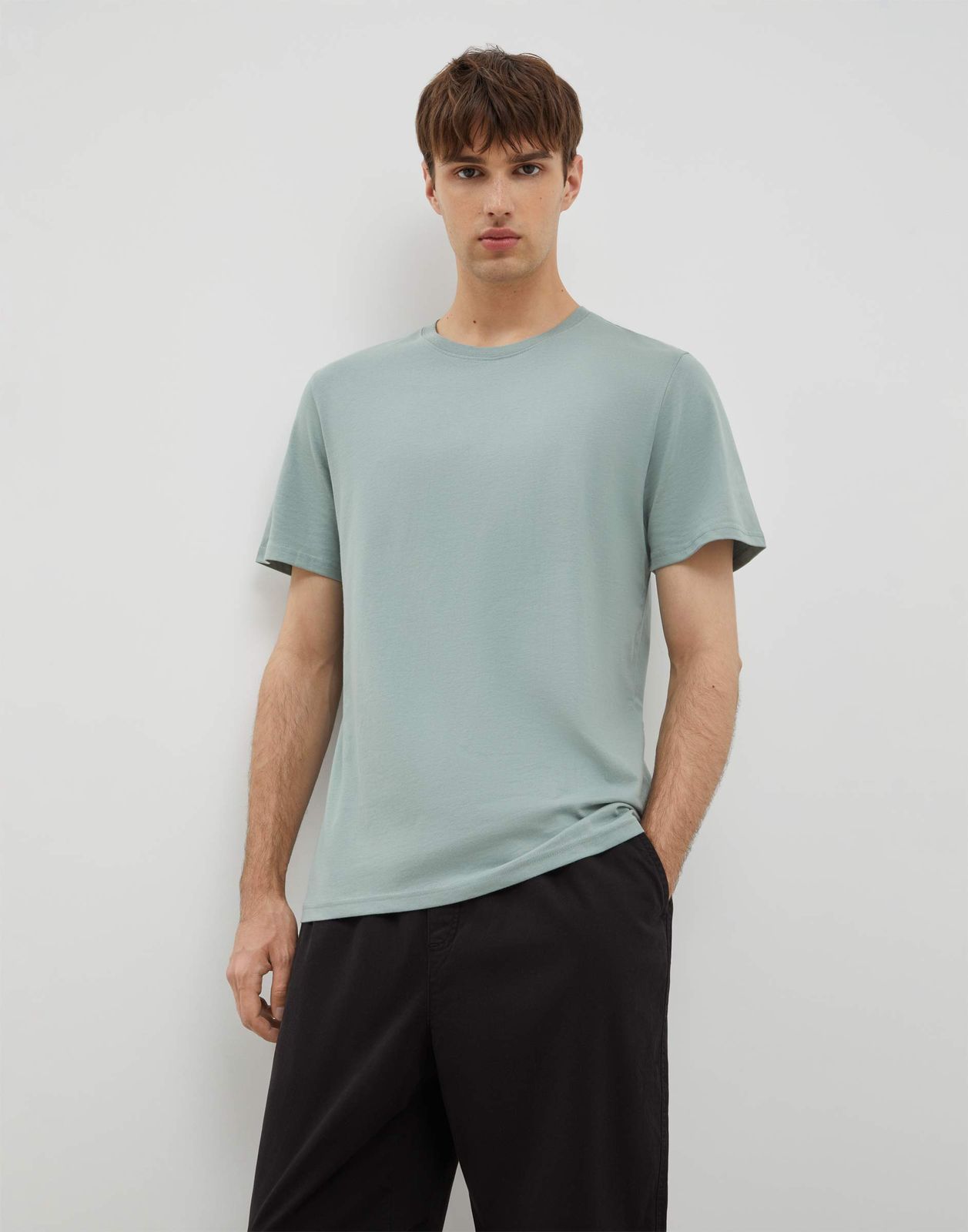 

Футболка мужская Gloria Jeans BKT016464 ментоловый M/182, Зеленый, BKT016464