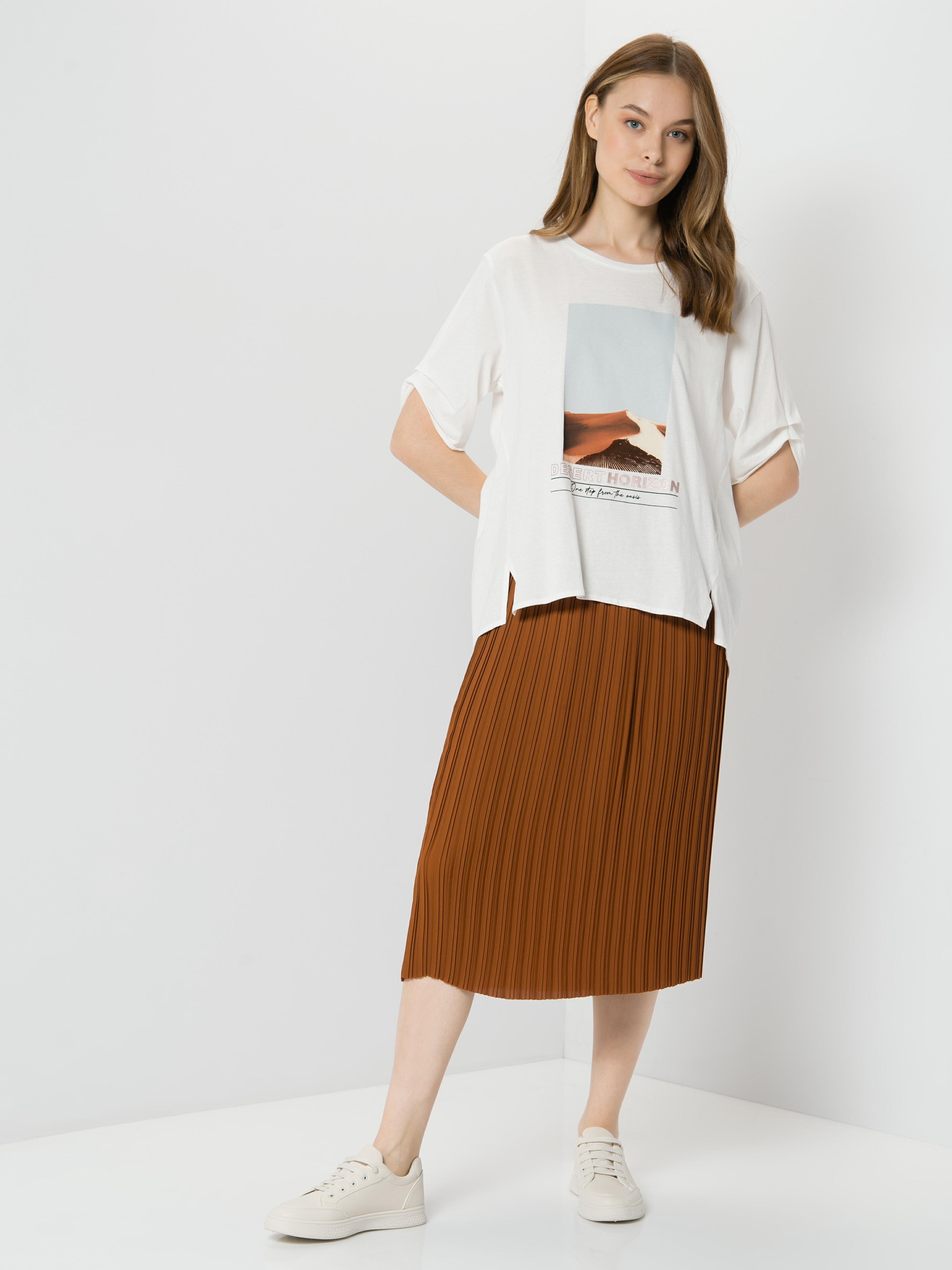 

Футболка женская TAIFUN by GERRY WEBER 171048-16217-9702 белая 34, 171048-16217-9702