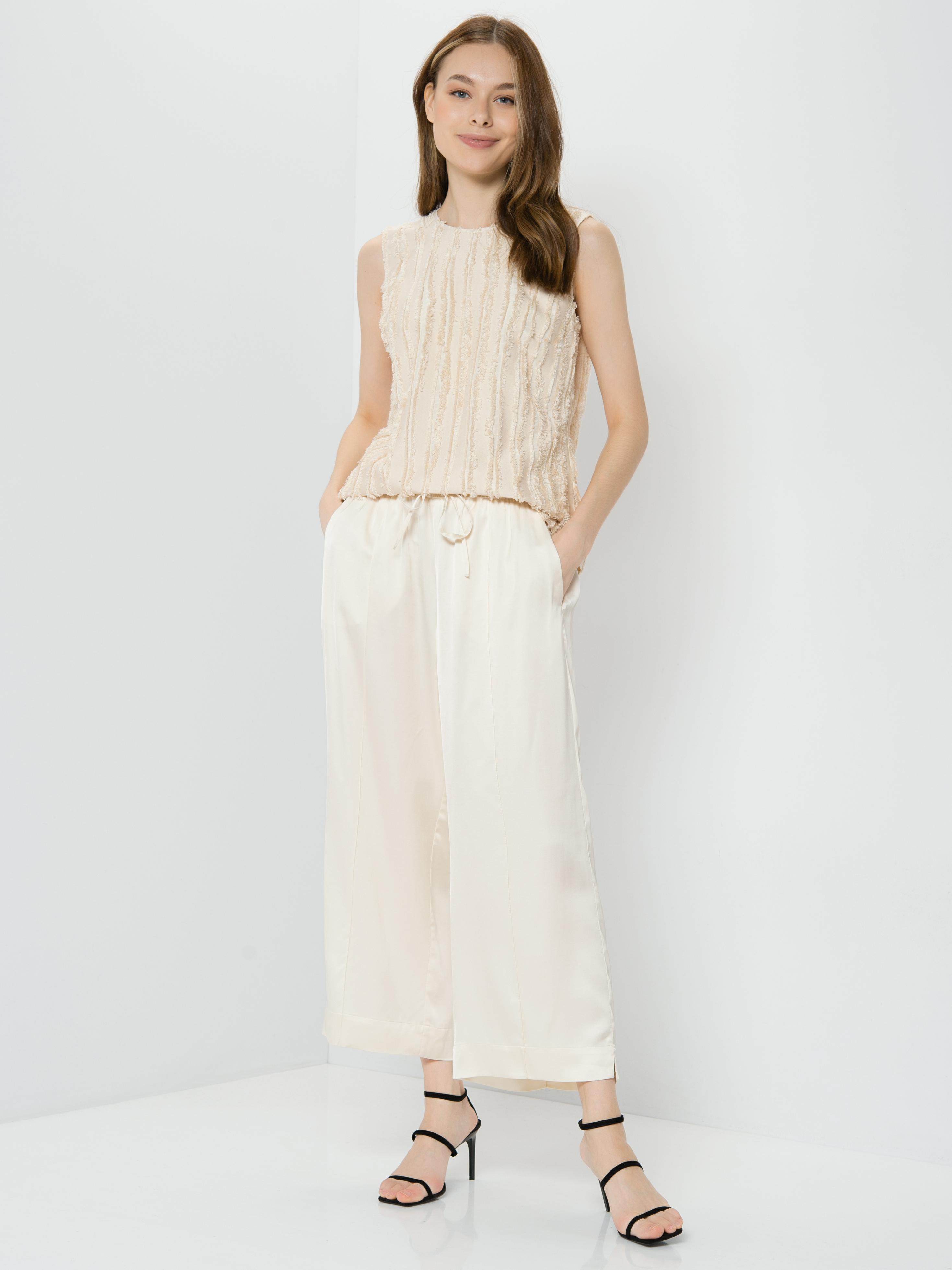 

Блуза женская TAIFUN by GERRY WEBER 160029-11260-9350 бежевая 48, 160029-11260-9350
