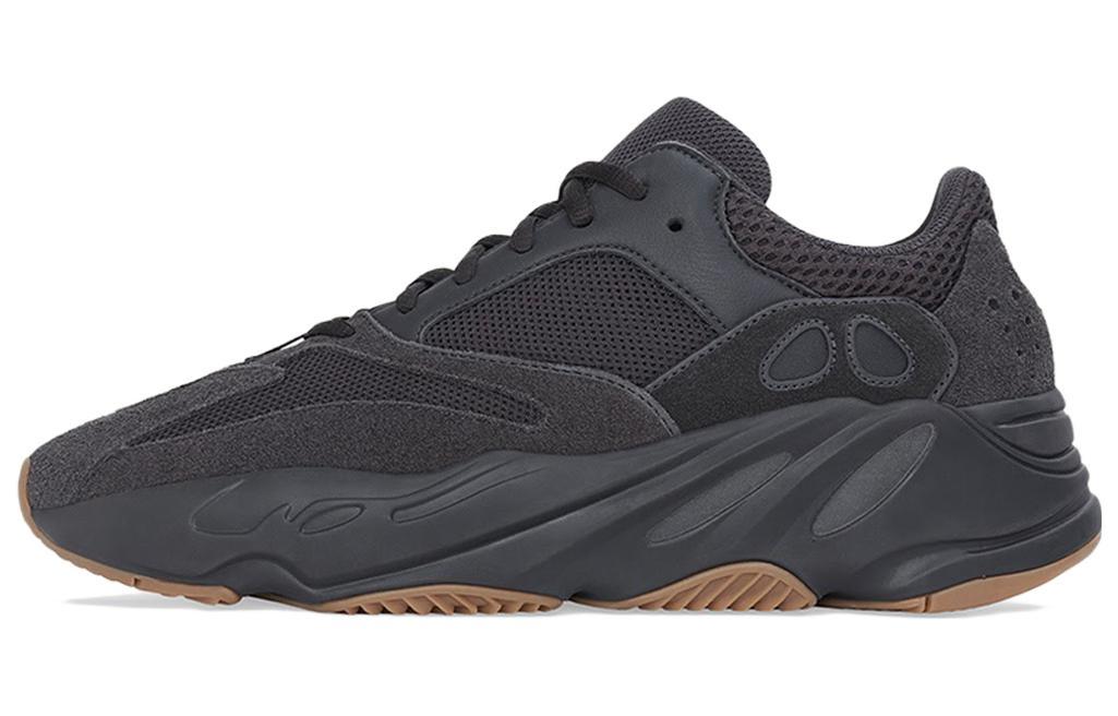 

Кроссовки унисекс Adidas Yeezy boost 700 Utility Black 2022 черные 47 EU, Черный, Yeezy boost 700 Utility Black 2022