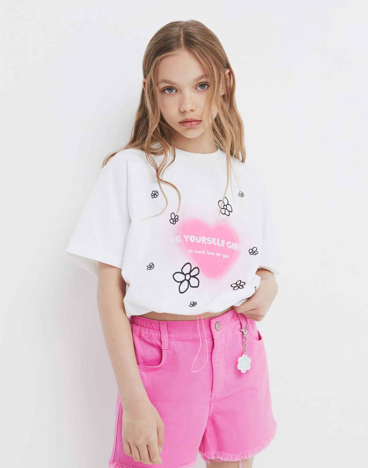 

Футболка для девочки Gloria Jeans GKT023796 белый 10-12л/152, GKT023796