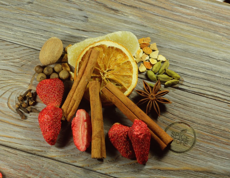 Глинтвейн с сублимированной клубникой, 45 г