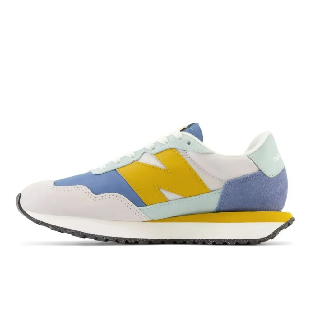 

Кроссовки женские New Balance 237 синие 6.5 US, Синий, 237