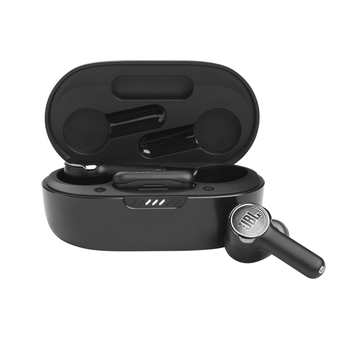 

Беспроводные наушники JBL Black (JB.JBLQUANTUMTWSBLK)