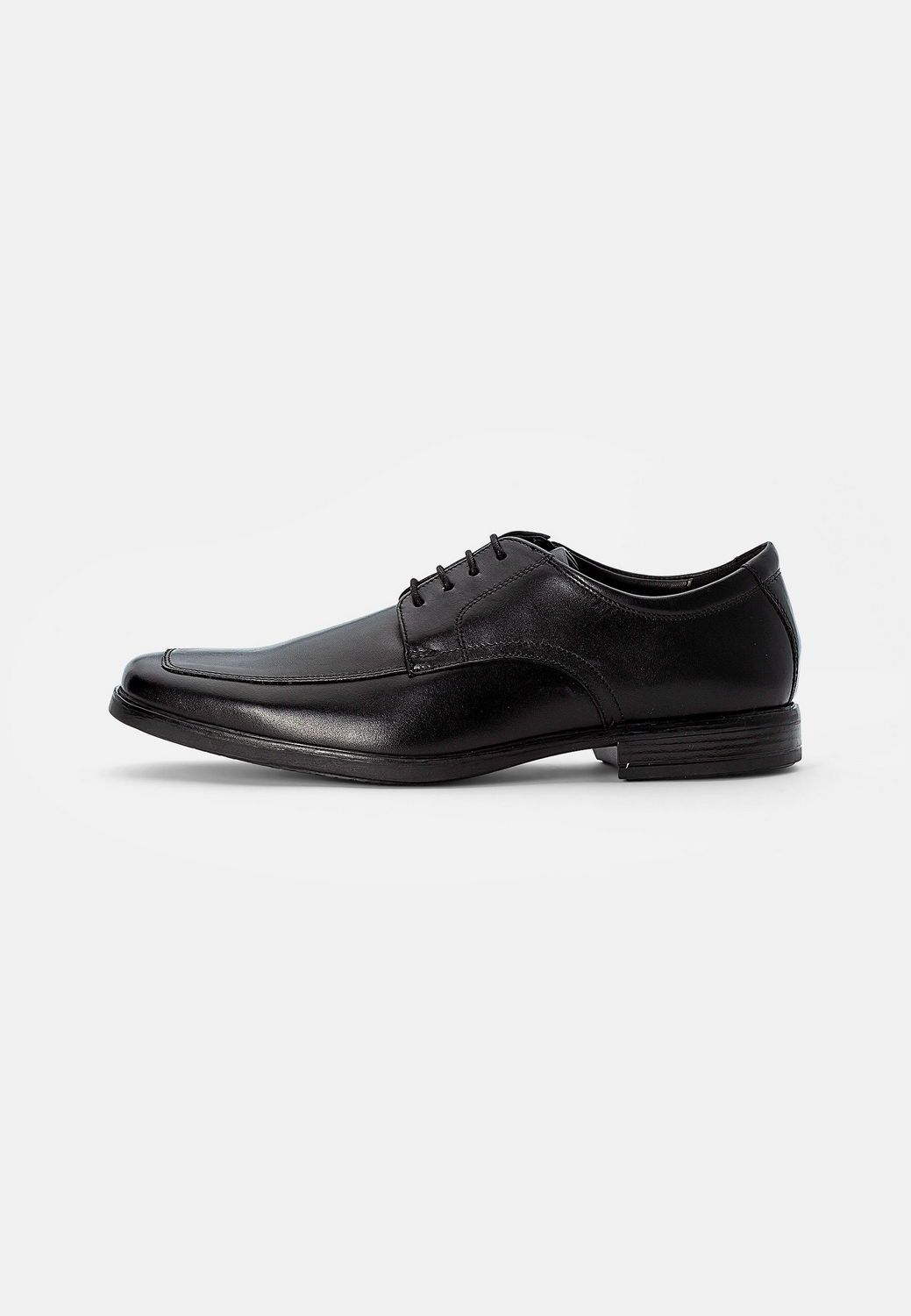 

Туфли мужские Clarks CL112M0C6 черные 43 EU, Черный, CL112M0C6