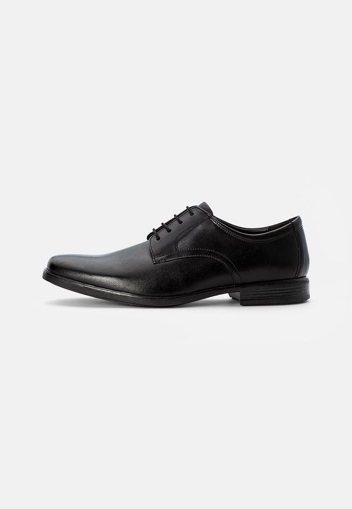 

Туфли мужские Clarks CL112M0C3 черные 44.5 EU, Черный, CL112M0C3
