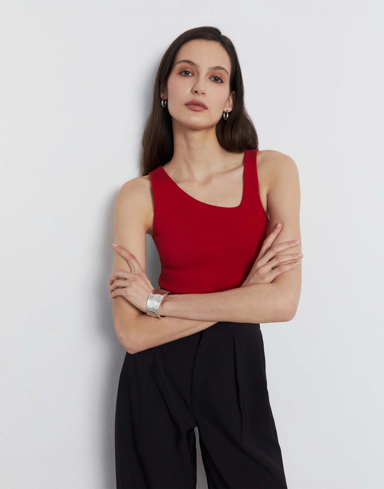

Кроп-топ женский Gloria Jeans GTN003822 красный L/170, GTN003822